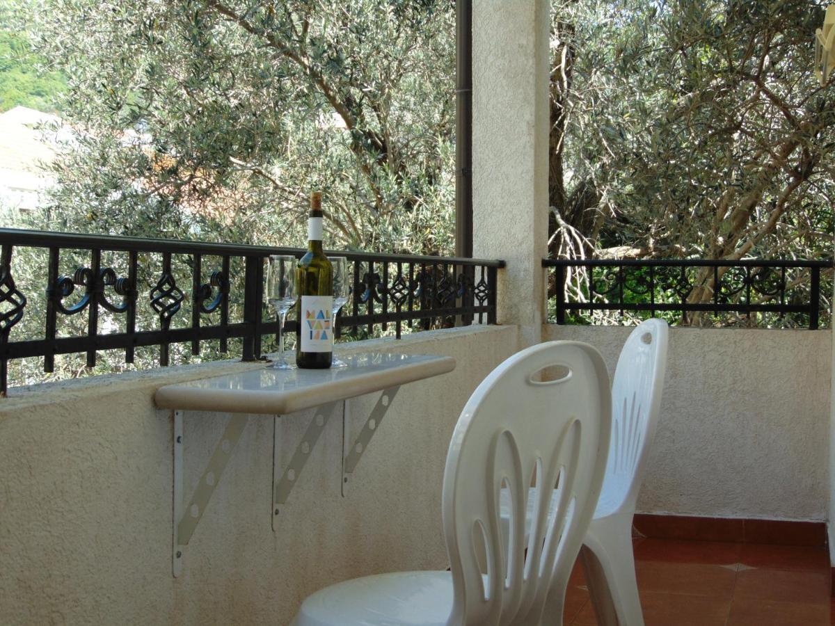 The Four Fish Appartement Petrovac Buitenkant foto
