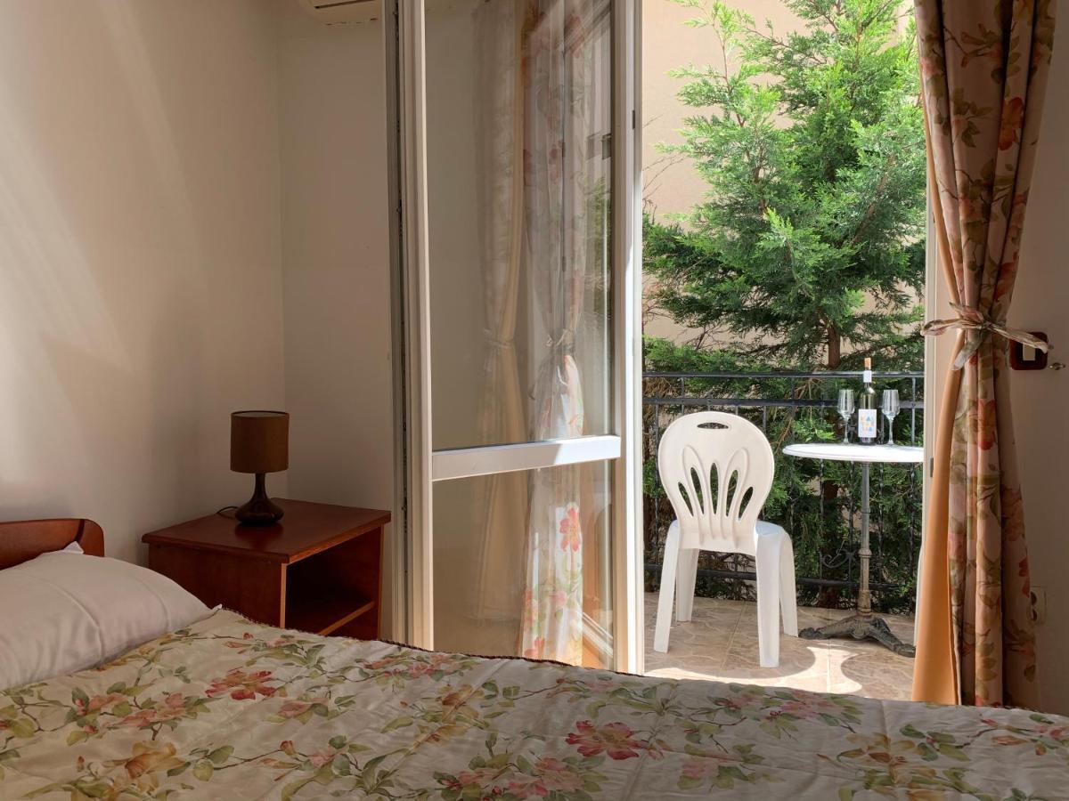 The Four Fish Appartement Petrovac Buitenkant foto