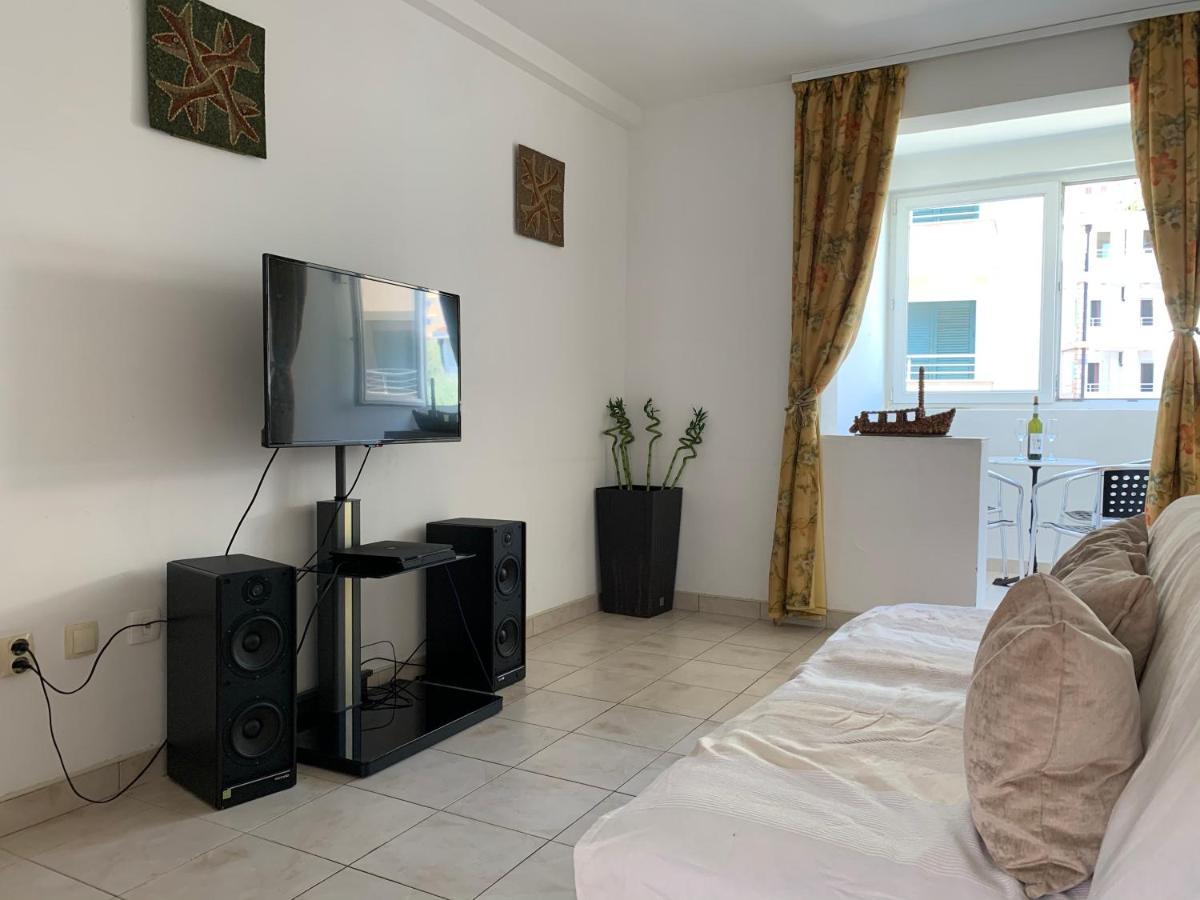 The Four Fish Appartement Petrovac Buitenkant foto