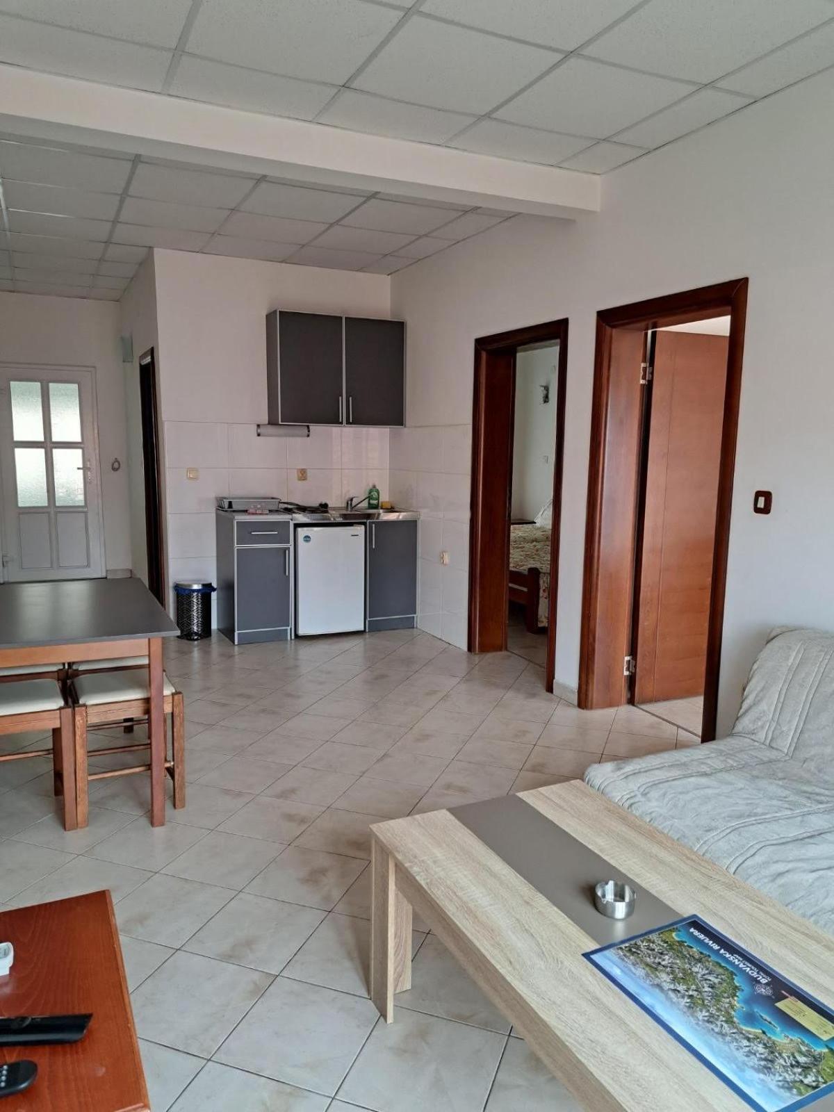 The Four Fish Appartement Petrovac Buitenkant foto