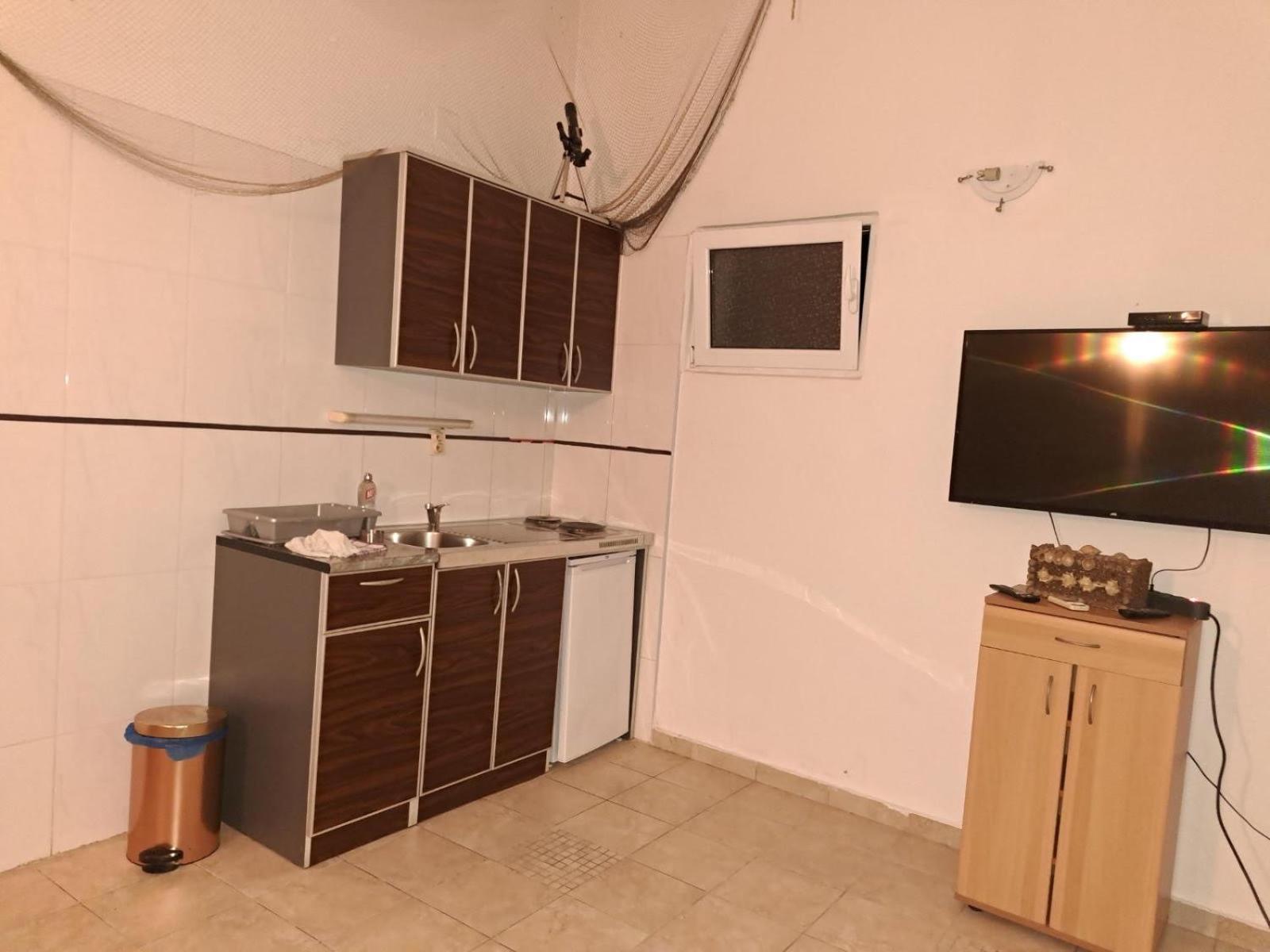 The Four Fish Appartement Petrovac Buitenkant foto